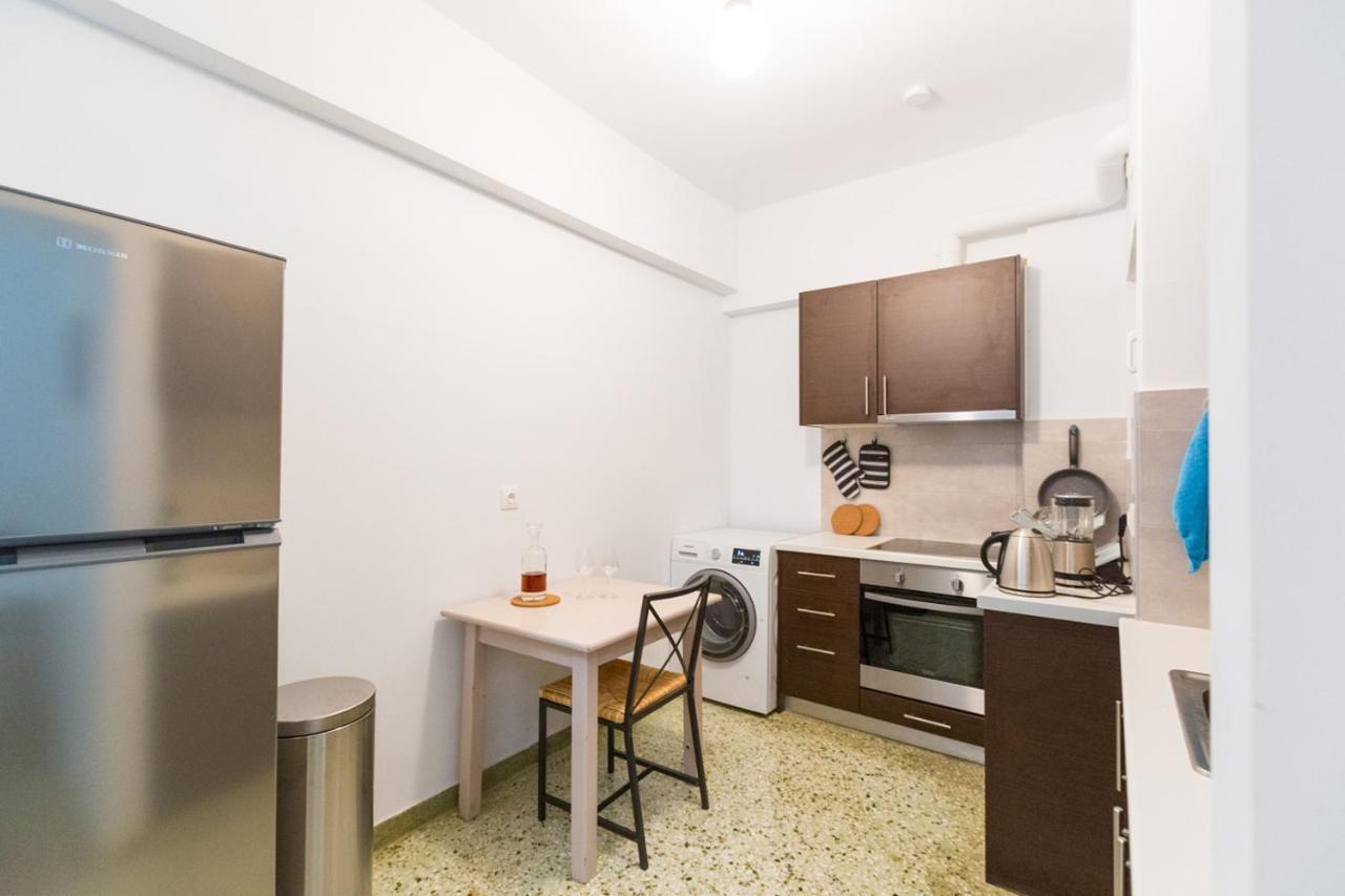 Apartment At Metaxourgio 1 Bed 2 Pers Atenas Exterior foto
